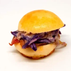 18-Brioche-Pastrami-y-col-02