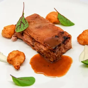 Cochinillo confitado al horno