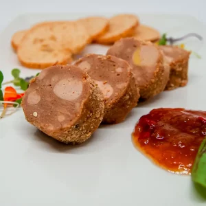 Menú Oro - Turrón de foie con almendras y confitura de frutos rojos